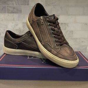 Flag Ltd. Vulcon leather sneaker